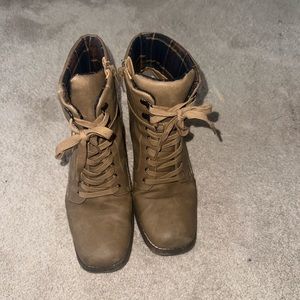 Brown boots